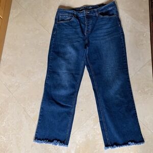 HYDRAULIC."Murray" high rise jeans.Sz 14. Button closure. Raw hem.5 pockets.